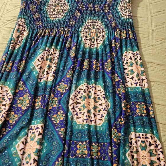 Catch My I juniors size small dress (Q97) - Picture 6 of 7